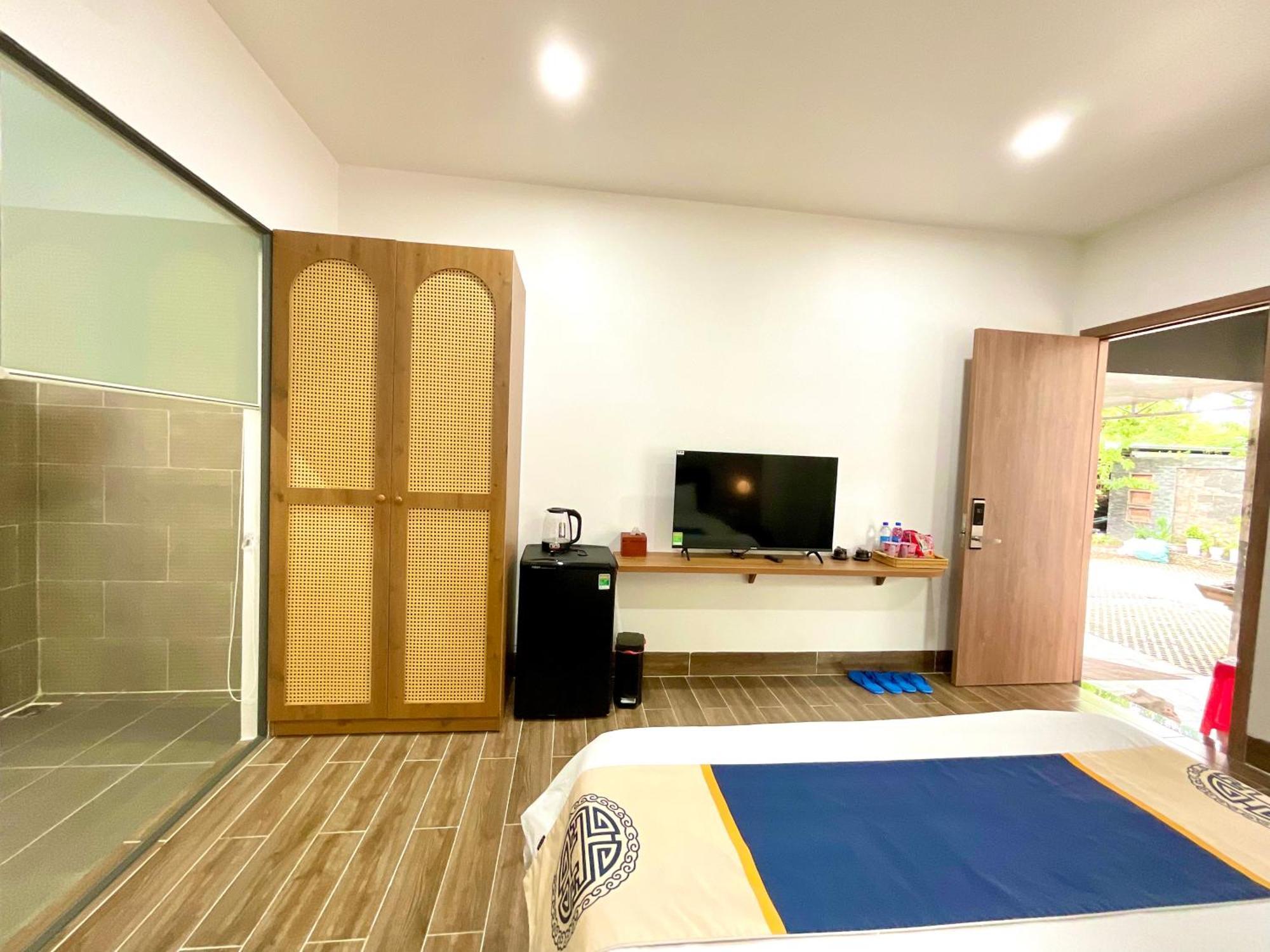 Khai Hoan Luxury Hotel Ben Cat Exterior photo
